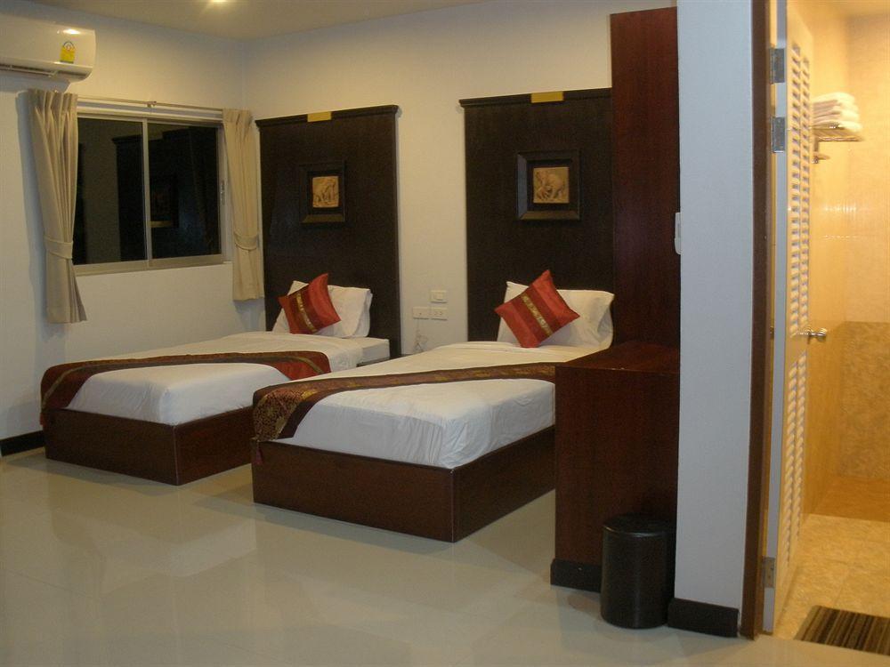 C.A.P Mansion Apartment Phuket Exterior photo