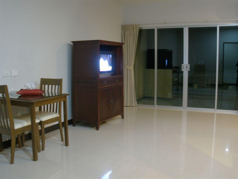 C.A.P Mansion Apartment Phuket Exterior photo