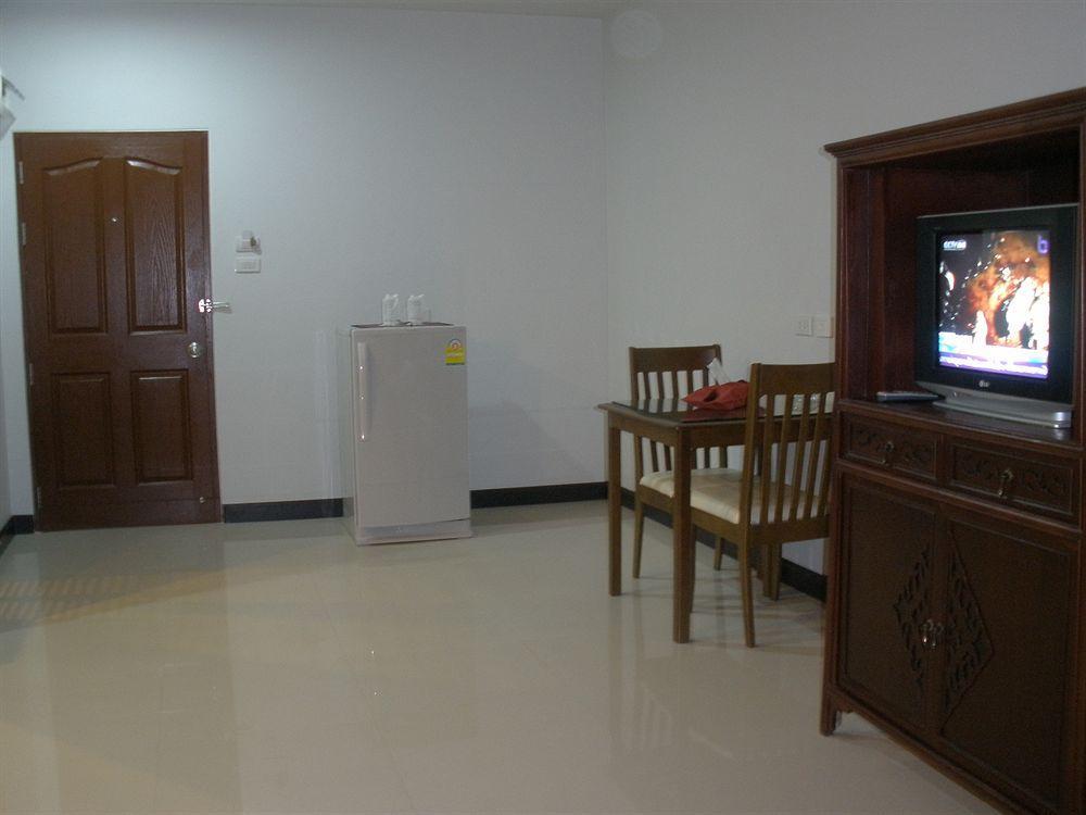 C.A.P Mansion Apartment Phuket Exterior photo
