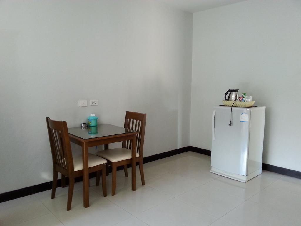 C.A.P Mansion Apartment Phuket Exterior photo