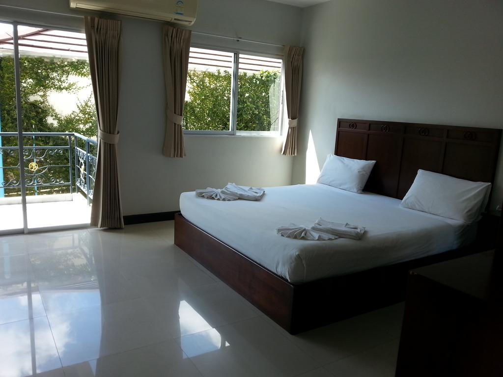 C.A.P Mansion Apartment Phuket Exterior photo