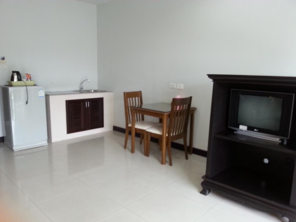 C.A.P Mansion Apartment Phuket Exterior photo
