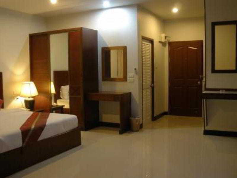 C.A.P Mansion Apartment Phuket Exterior photo